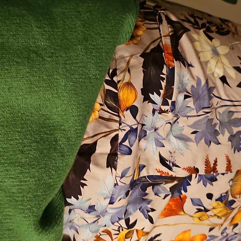 Chico's Floral Print Pants - Multicolor - Picture 4 of 8